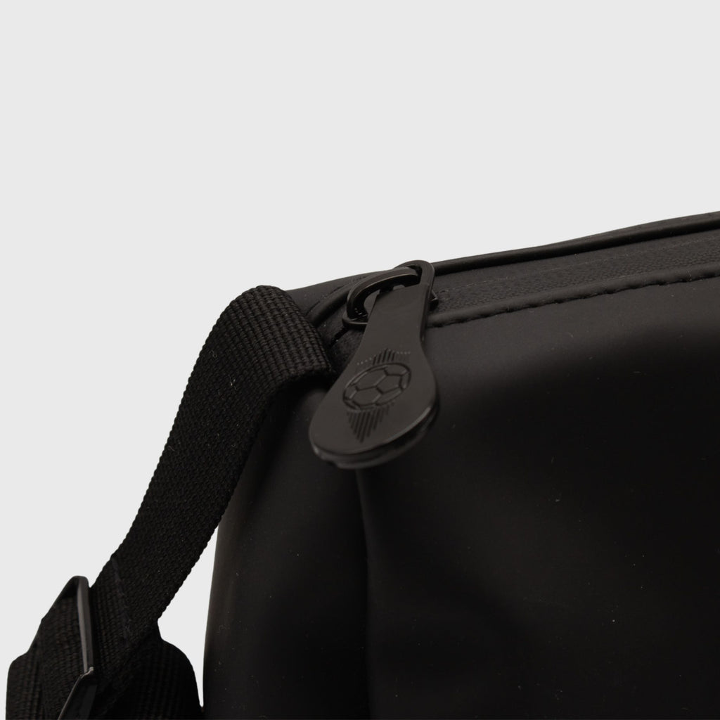 Trousse de Toilette Écusson Ballon d'Or™ Noir