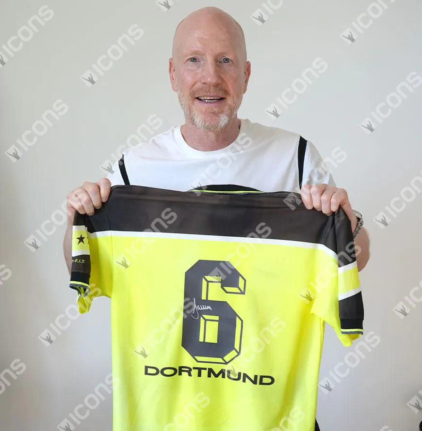 Maillot domicile Borussia Dortmund 1997-98 officiel, signé au dos par Matthias Sammer, Ballon d’Or™, encadré modèle « Hero »